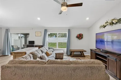 9972 Mesic Woods Avenue Seffner FL 33584