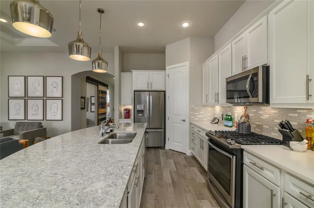 12203 Seabrook Avenue Bradenton FL 34211