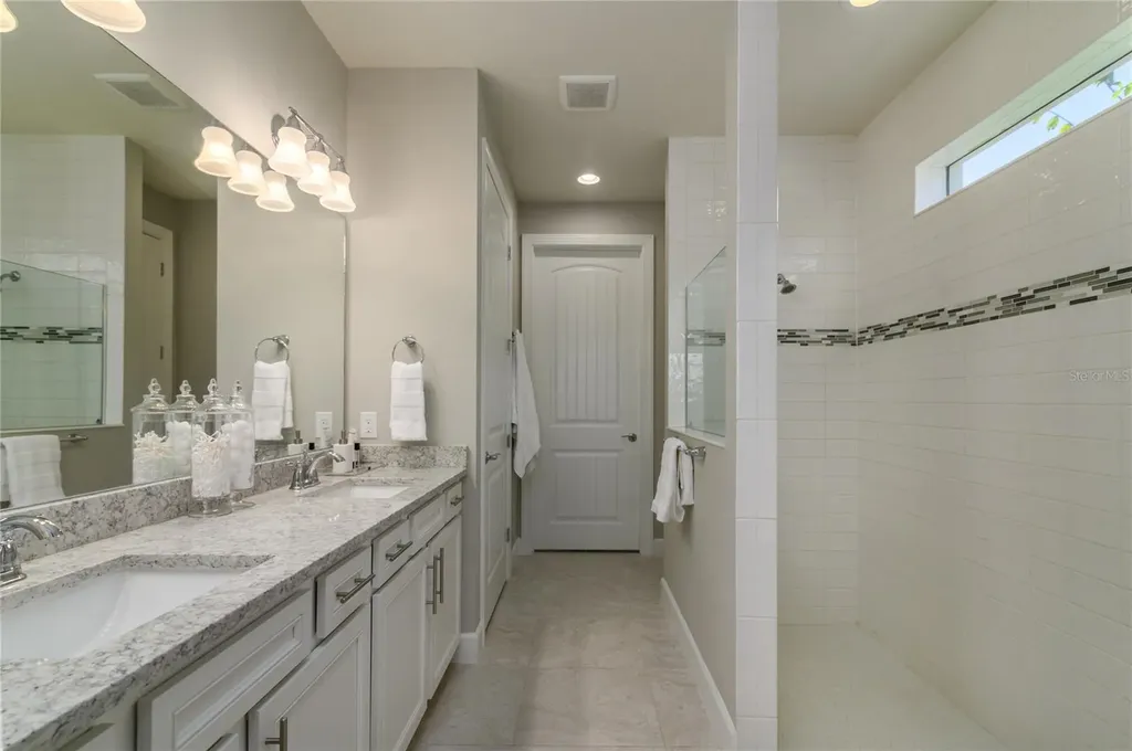 12203 Seabrook Avenue Bradenton FL 34211