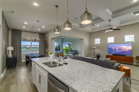 12203 Seabrook Avenue Bradenton FL 34211
