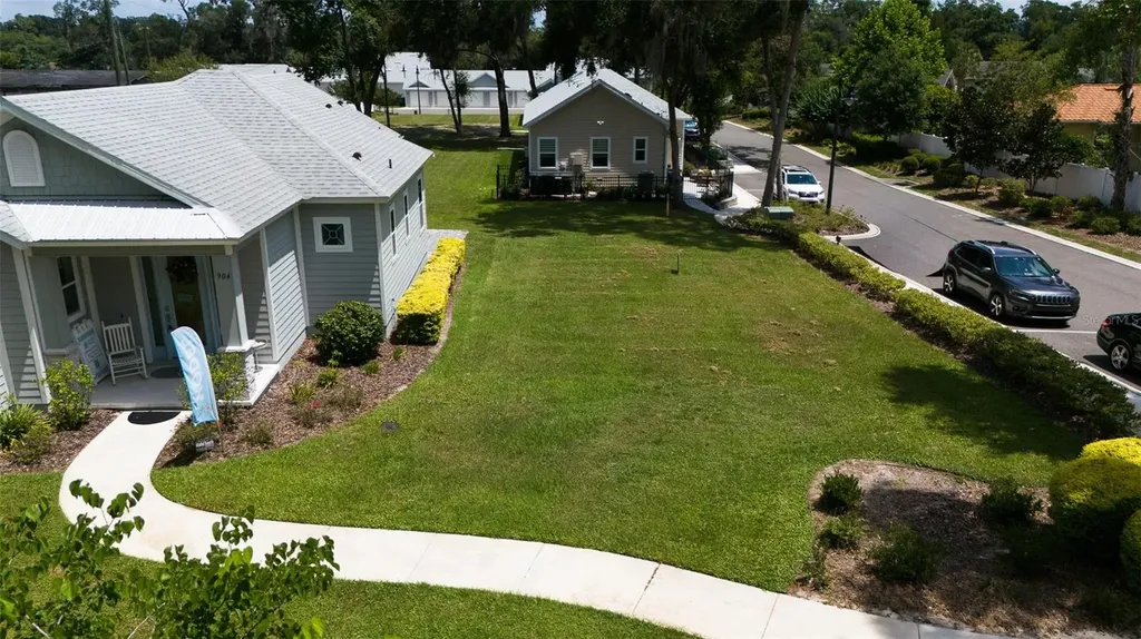 900 Azalea Walk Circle Deland FL 32724