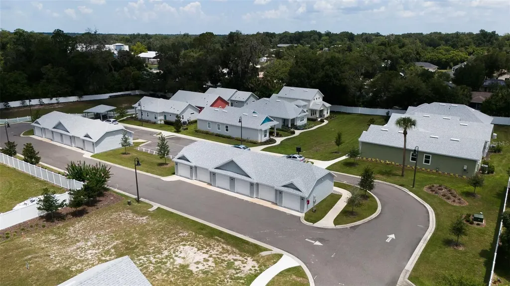 900 Azalea Walk Circle Deland FL 32724
