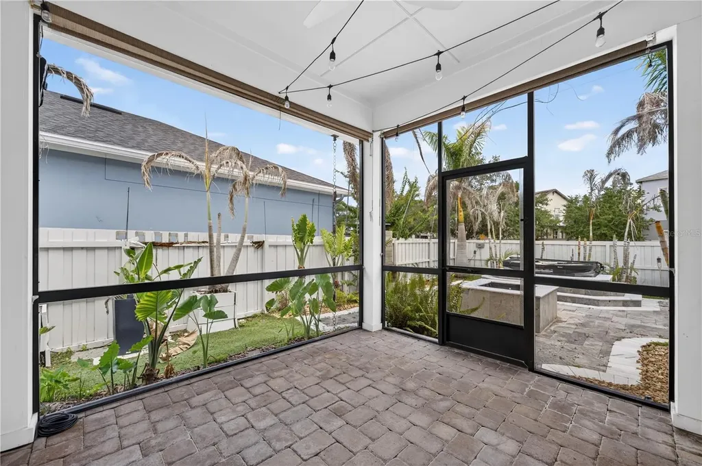 8437 Martinson Street Orlando FL 32827