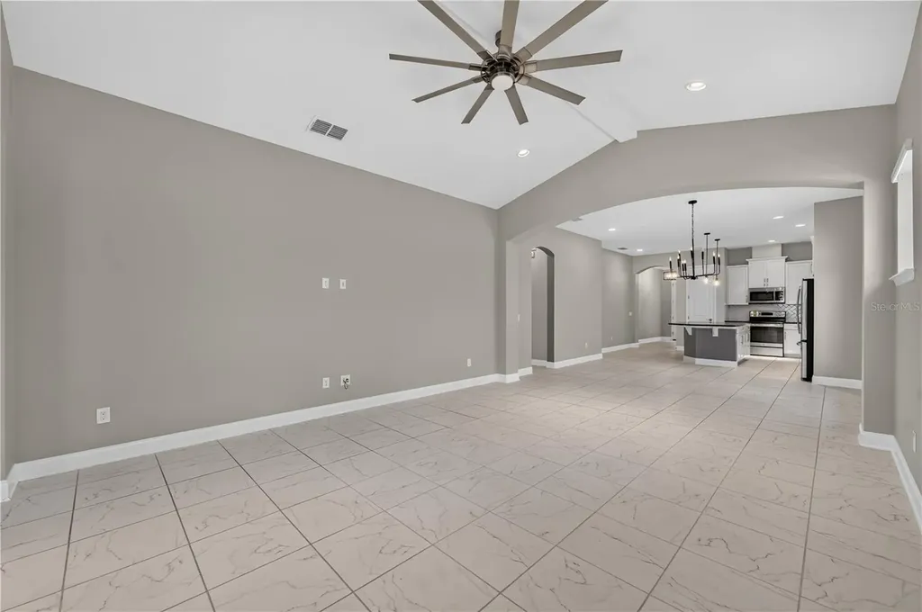 8437 Martinson Street Orlando FL 32827