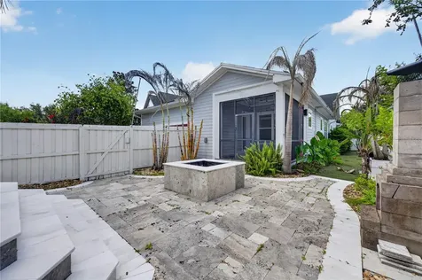 8437 Martinson Street Orlando FL 32827