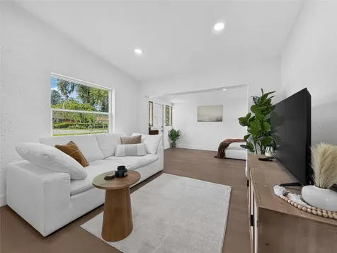 3911 Lake Margaret Drive Orlando FL 32812