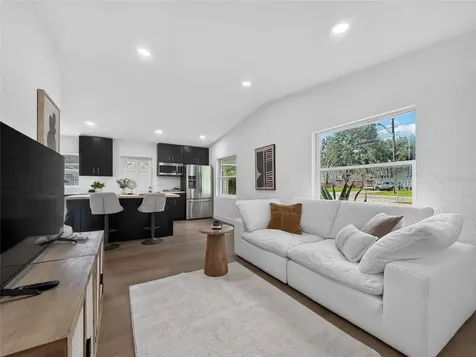 3911 Lake Margaret Drive Orlando FL 32812