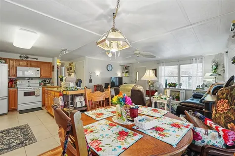 6523 Kansas Street Bradenton FL 34207