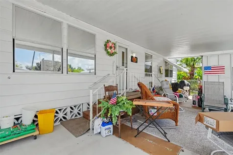 6523 Kansas Street Bradenton FL 34207