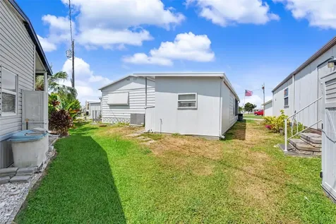 6523 Kansas Street Bradenton FL 34207