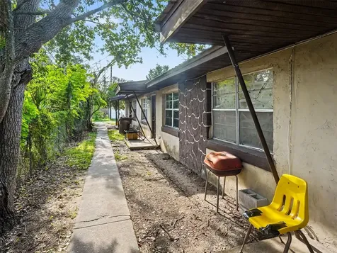 130 D Street Lake Wales FL 33853