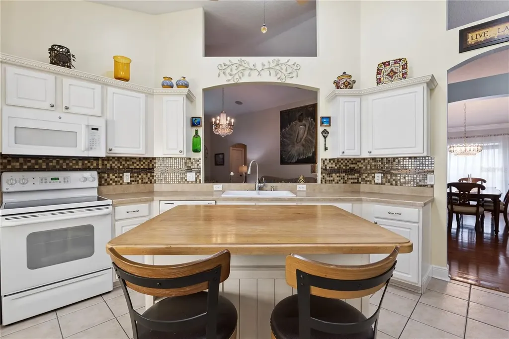 9943 Heron Pointe Drive Orlando FL 32832