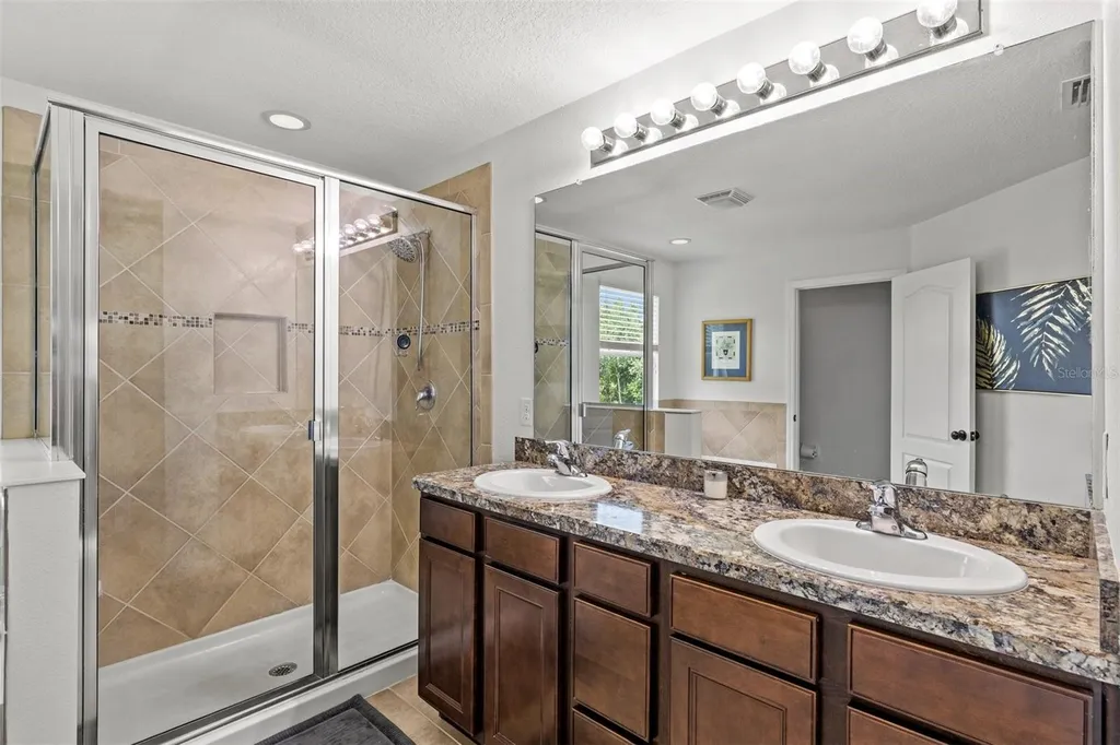 5703 New Paris Way Ellenton FL 34222