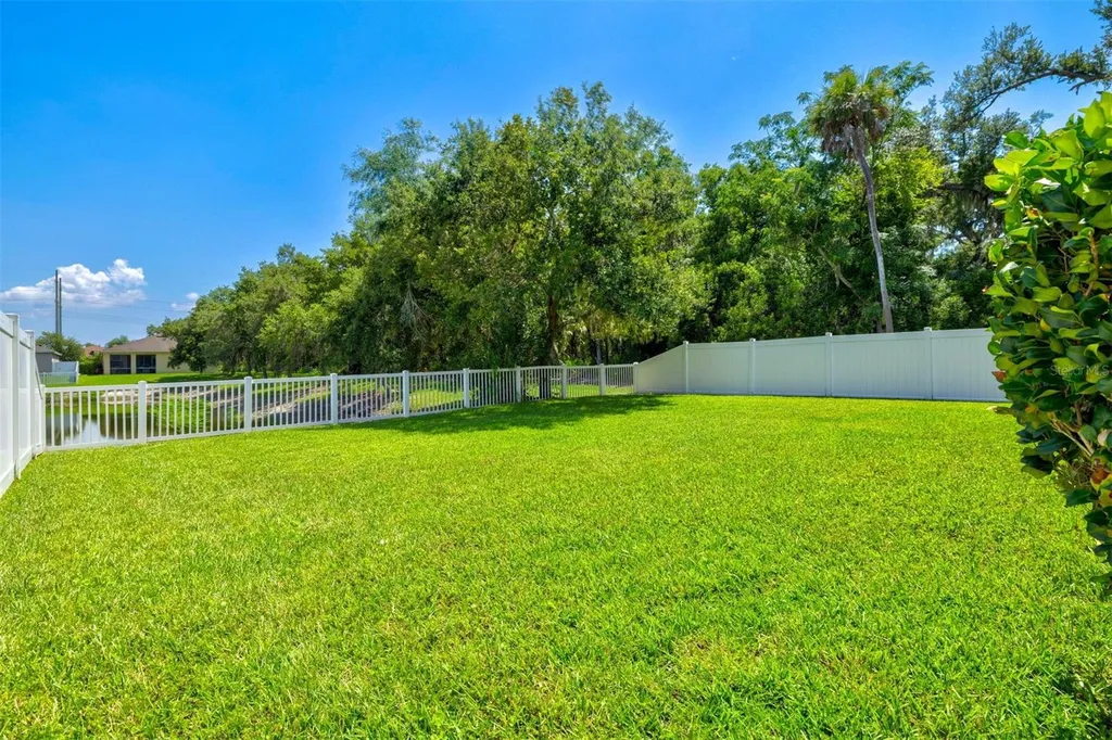 5703 New Paris Way Ellenton FL 34222