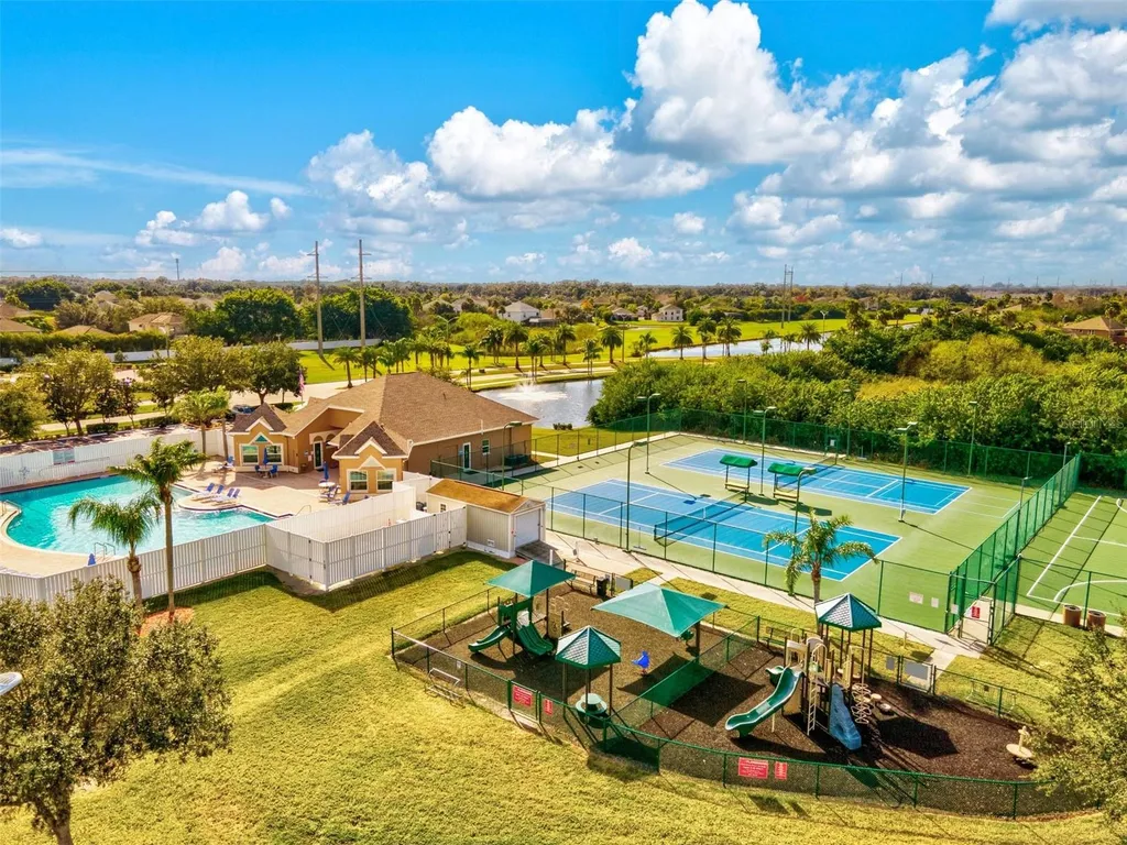 5703 New Paris Way Ellenton FL 34222