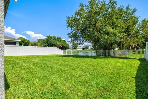 5703 New Paris Way Ellenton FL 34222