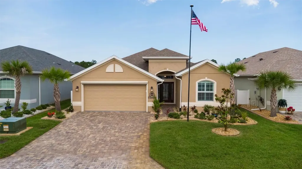 37 Lagoon Way Palm Coast FL 32137