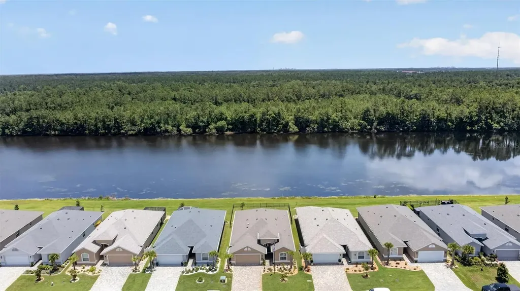 37 Lagoon Way Palm Coast FL 32137