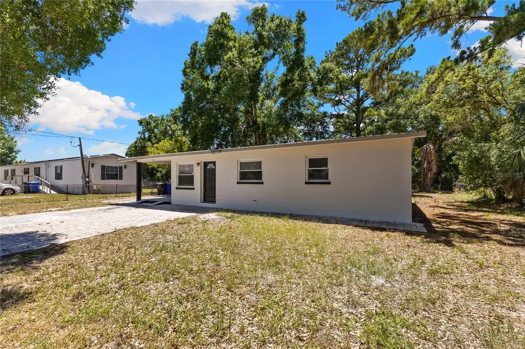 1715 1st Street SE Ruskin FL 33570