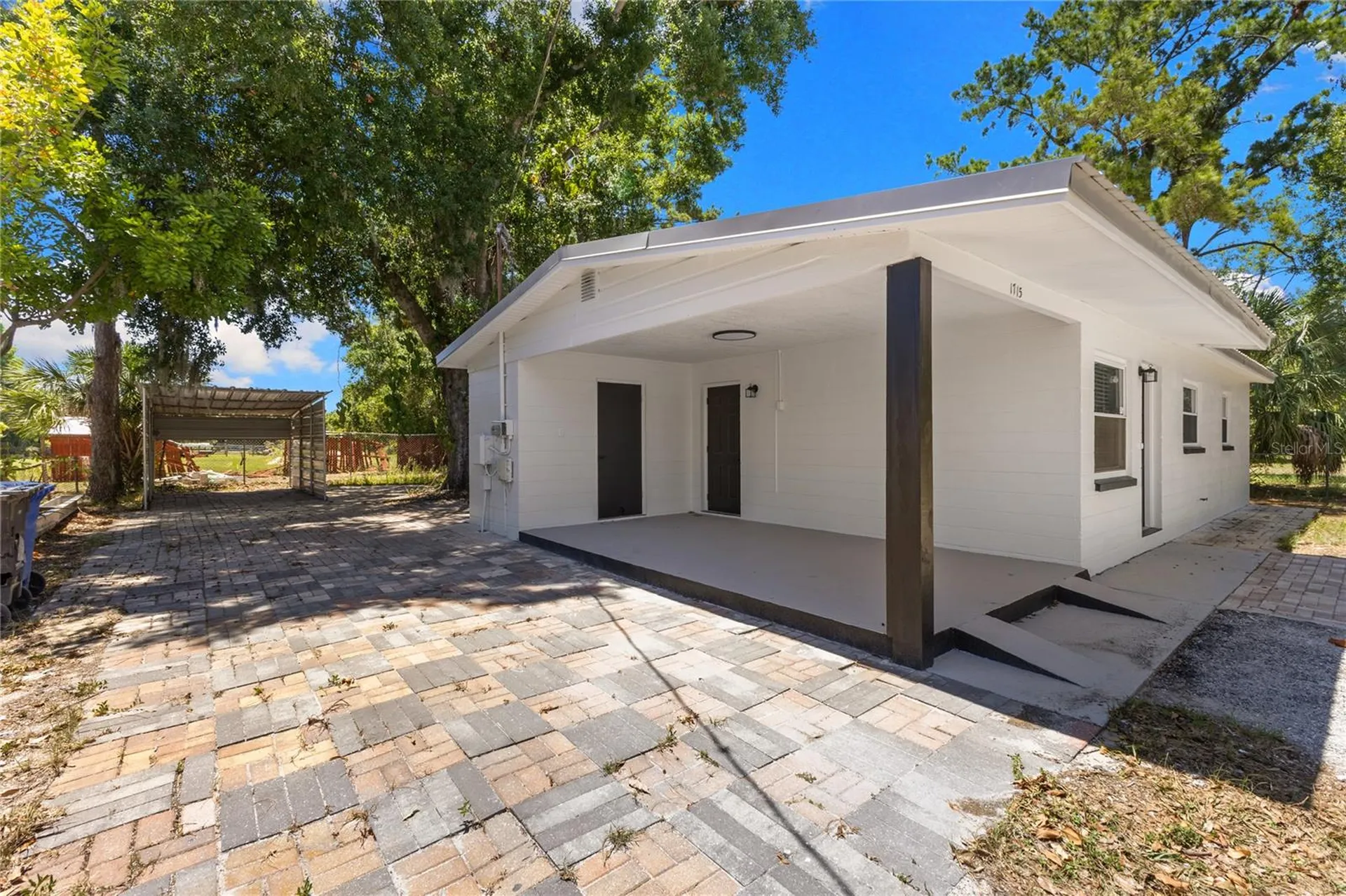 1715 1st Street SE Ruskin FL 33570