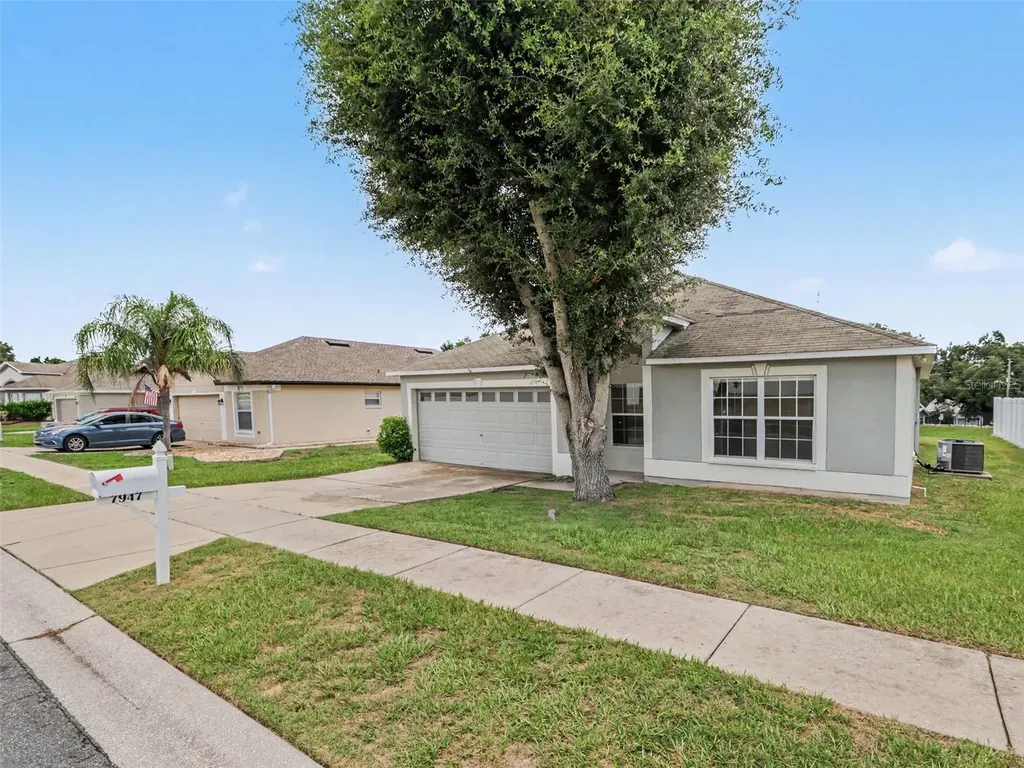 7947 Merchantville Circle Zephyrhills FL 33540