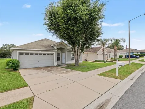 7947 Merchantville Circle Zephyrhills FL 33540