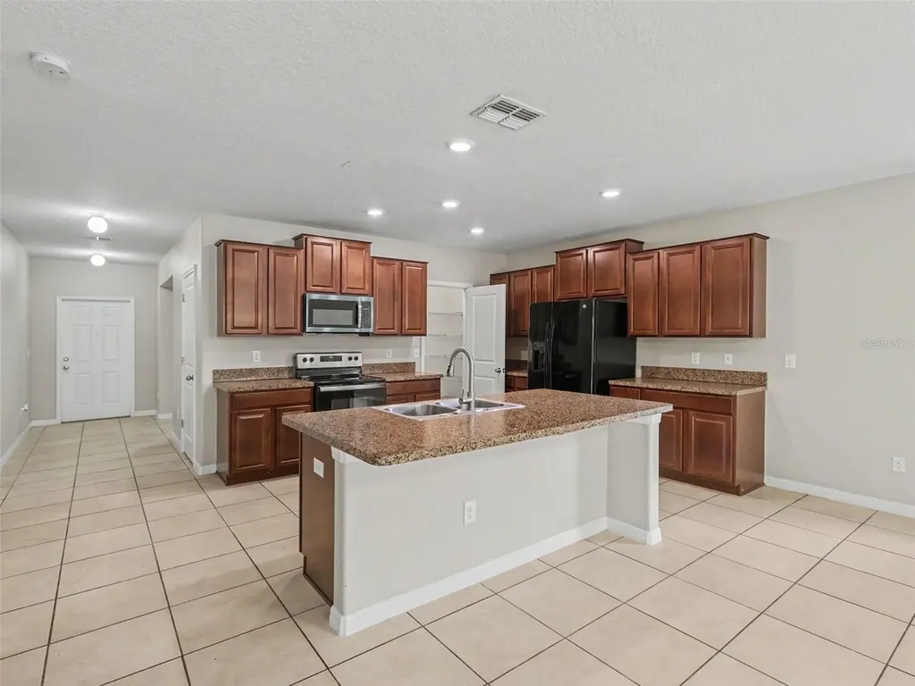 10138 Rose Petal Place Riverview FL 33578