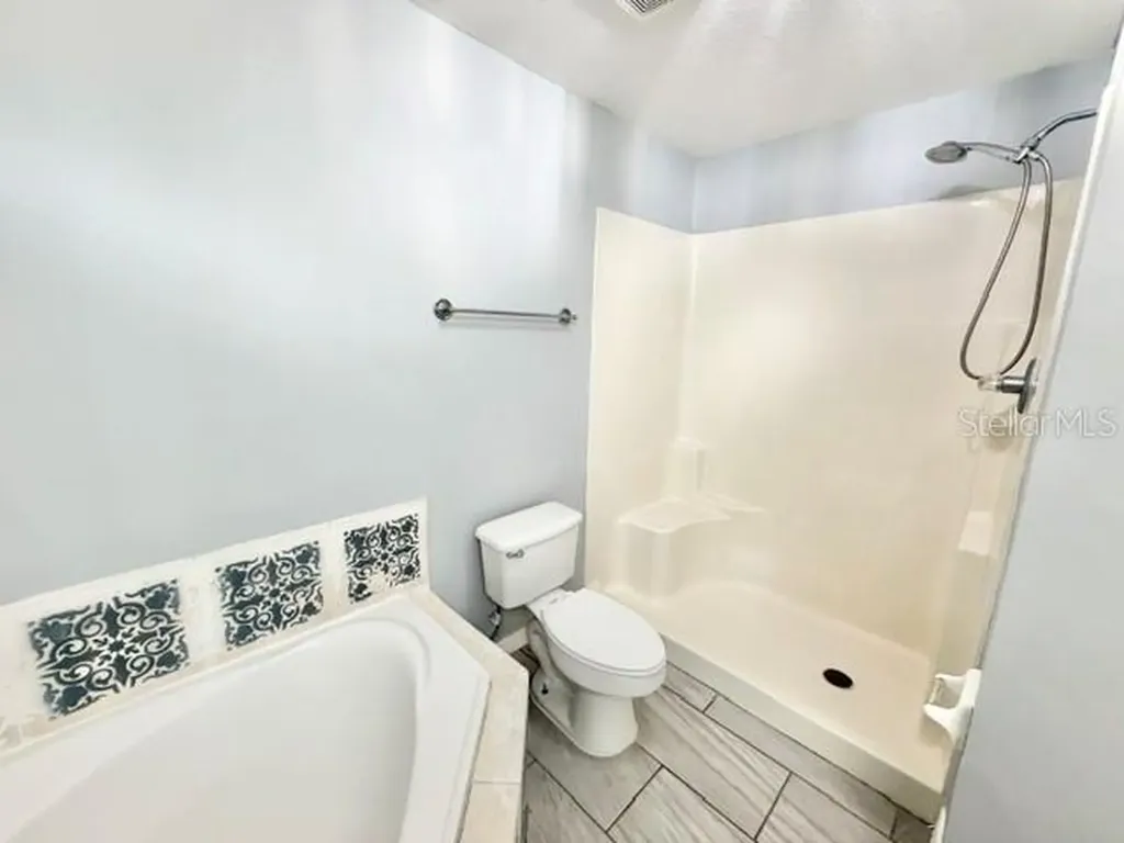 1081 Leeward Drive Deltona FL 32738