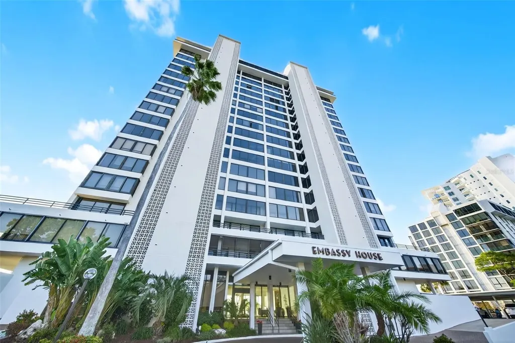 770 S Palm Avenue Sarasota FL 34236