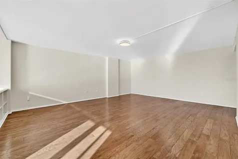 770 S Palm Avenue Sarasota FL 34236