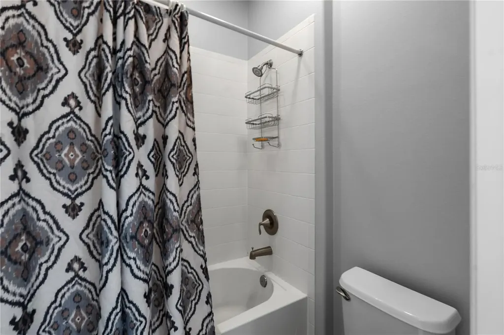 2317 Crosston Circle Orlando FL 32824