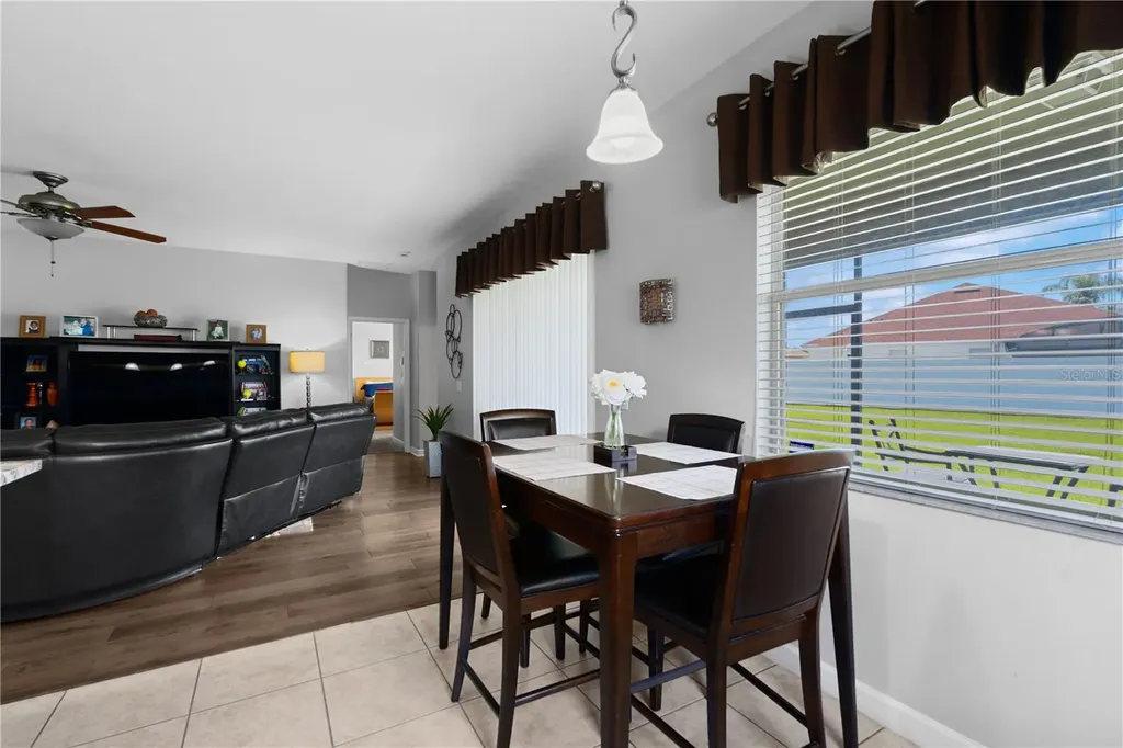 2317 Crosston Circle Orlando FL 32824