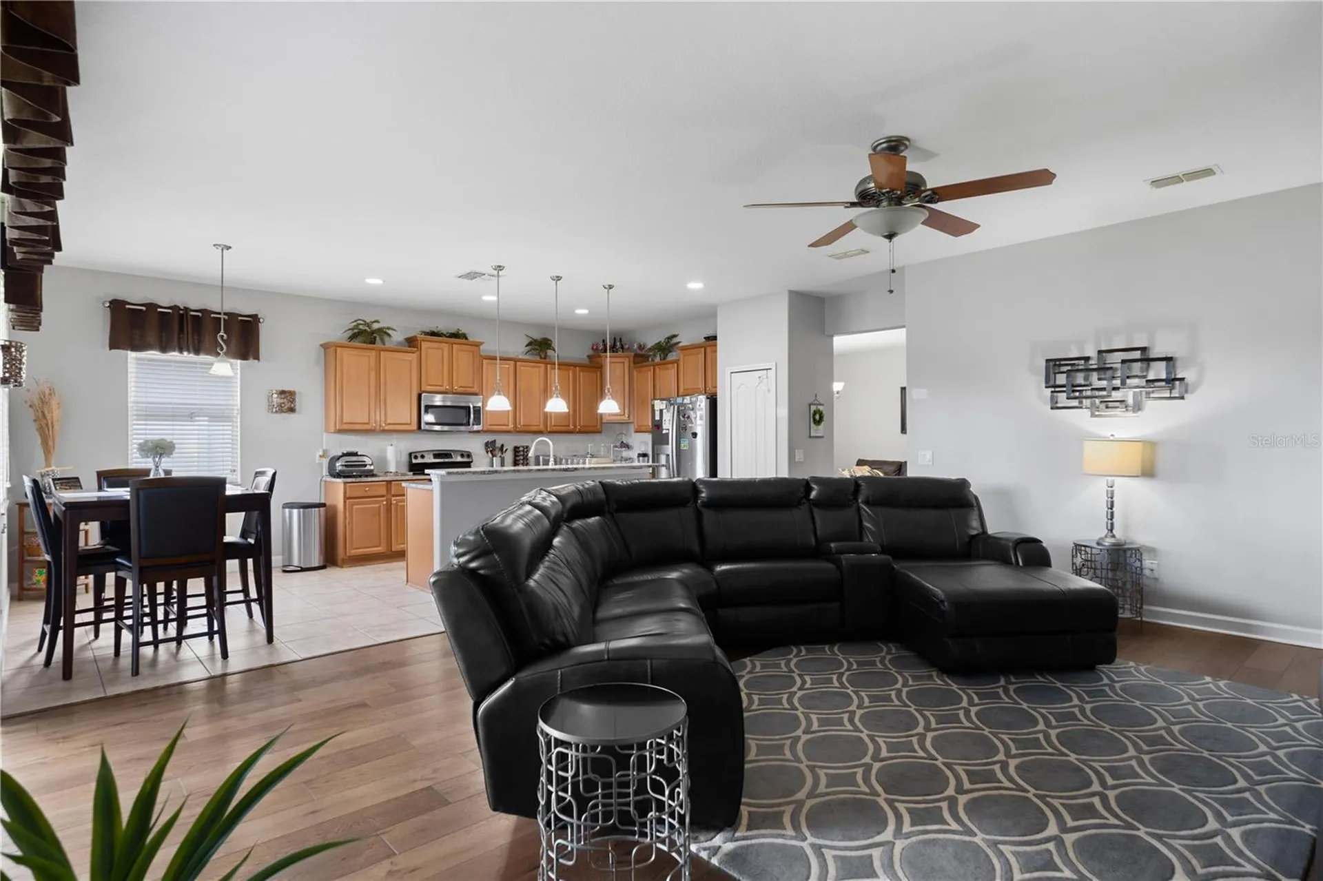 2317 Crosston Circle Orlando FL 32824