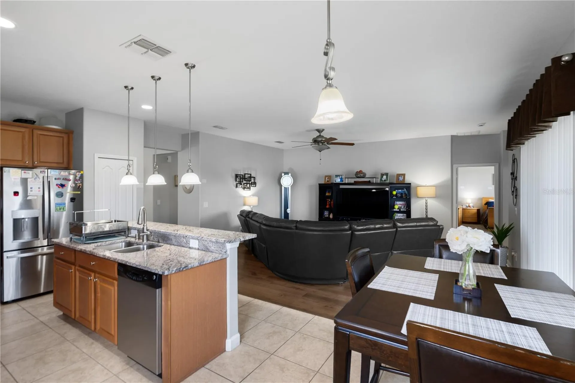 2317 Crosston Circle Orlando FL 32824