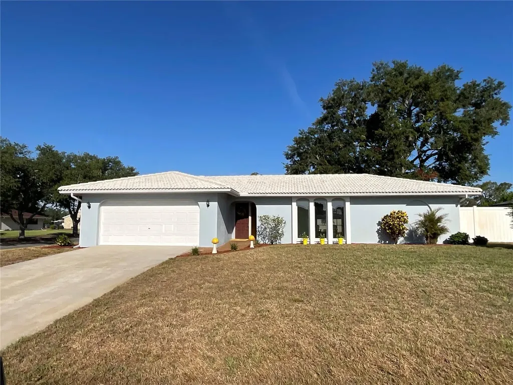 2224 42nd Street W Bradenton FL 34205