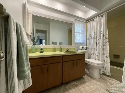 2224 42nd Street W Bradenton FL 34205