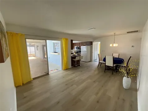 2224 42nd Street W Bradenton FL 34205