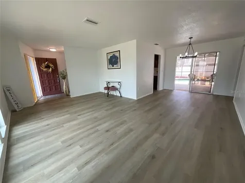 2224 42nd Street W Bradenton FL 34205