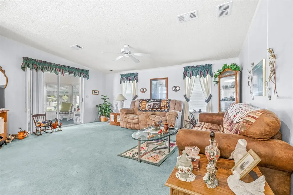 6235 Knotty Pine Drive SE Winter Haven FL 33884