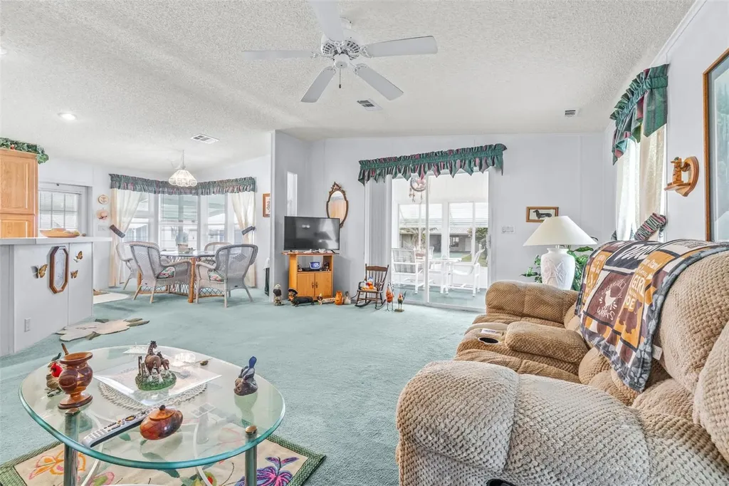 6235 Knotty Pine Drive SE Winter Haven FL 33884