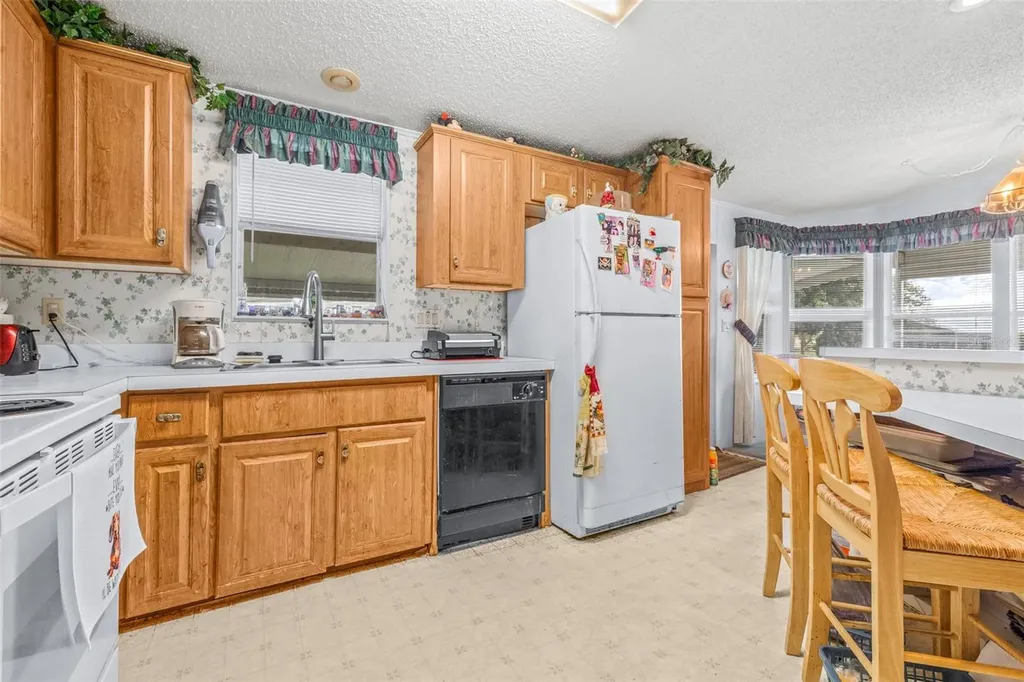 6235 Knotty Pine Drive SE Winter Haven FL 33884