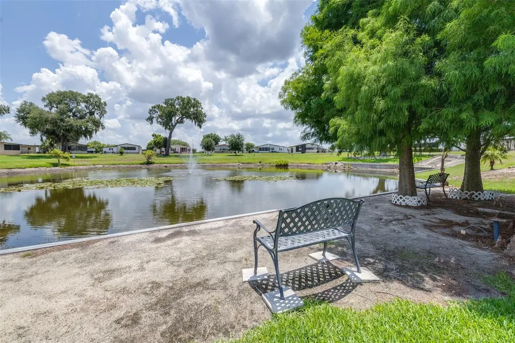6235 Knotty Pine Drive SE Winter Haven FL 33884