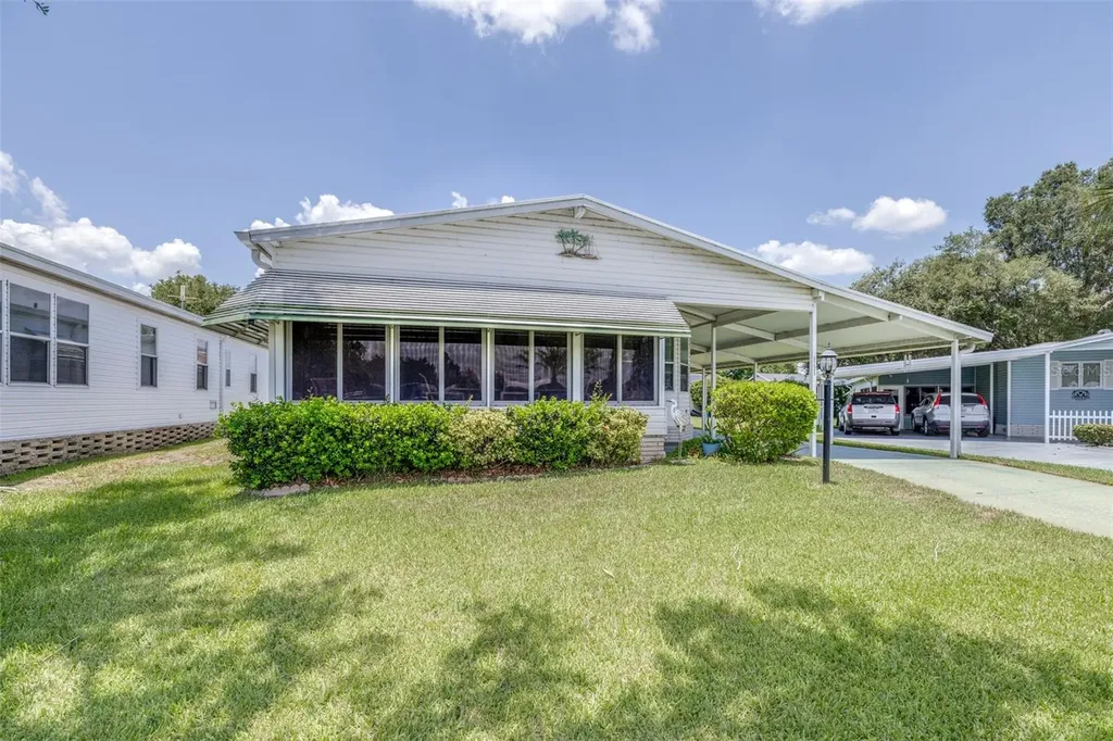 6235 Knotty Pine Drive SE Winter Haven FL 33884