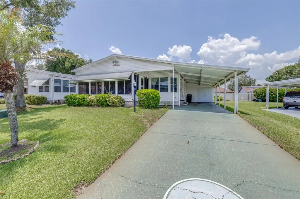 6235 Knotty Pine Drive SE Winter Haven FL 33884