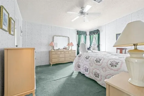 6235 Knotty Pine Drive SE Winter Haven FL 33884
