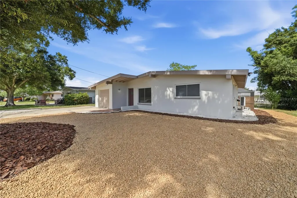 197 Overbrook Drive E Largo FL 33770
