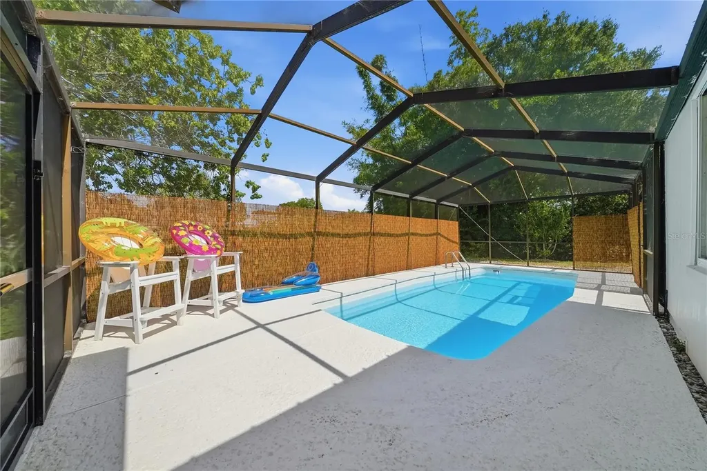 197 Overbrook Drive E Largo FL 33770