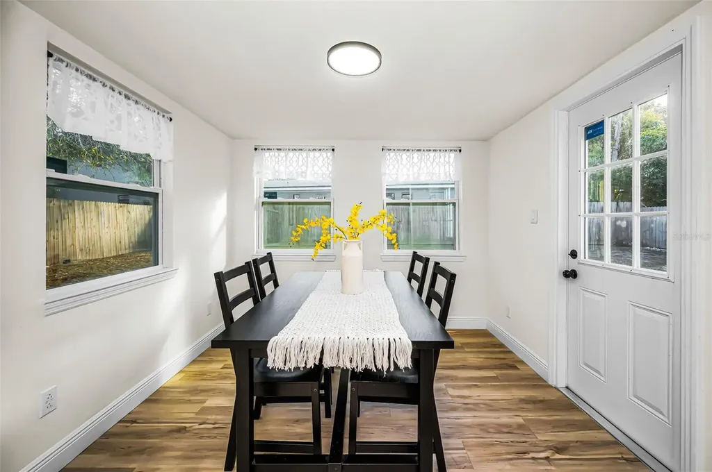 1231 Little John Lane Dunedin FL 34698