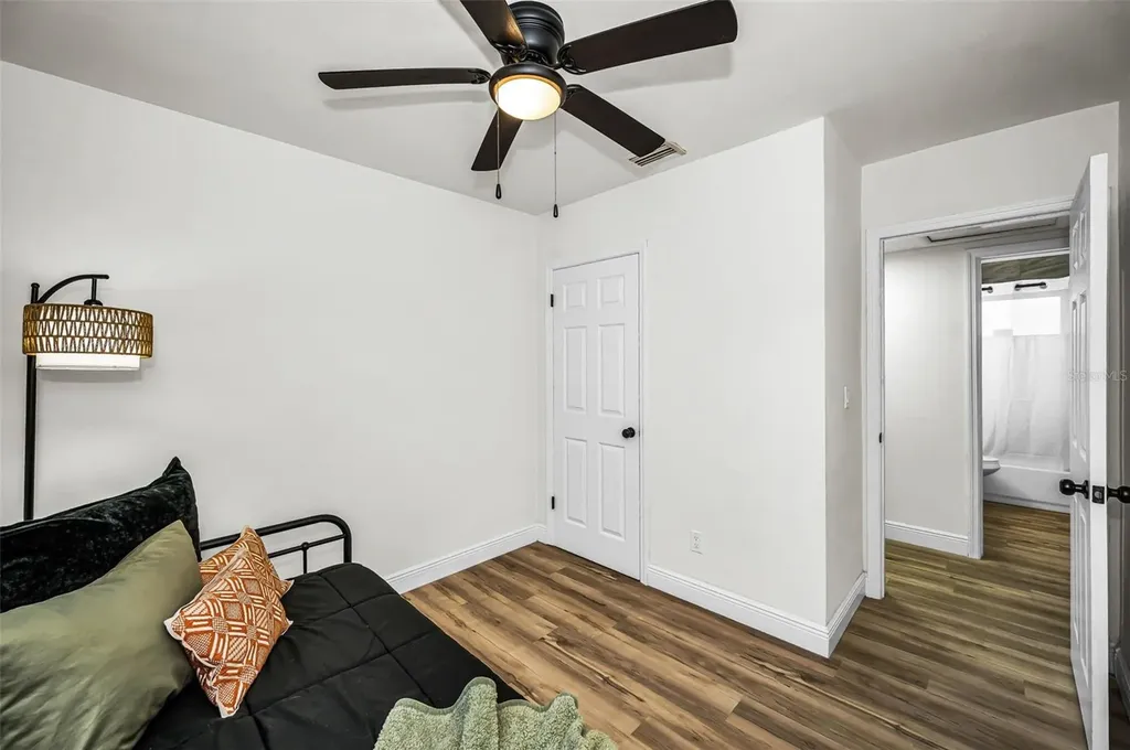 1231 Little John Lane Dunedin FL 34698