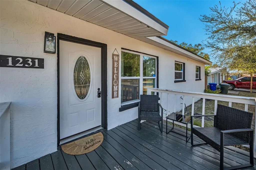 1231 Little John Lane Dunedin FL 34698